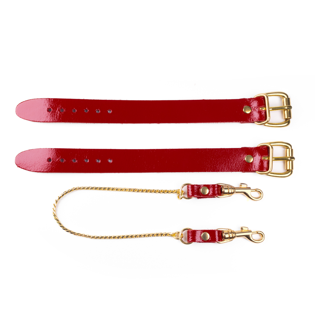 10202G-b2c_5 Leather handcuffs with chain cherry/gold