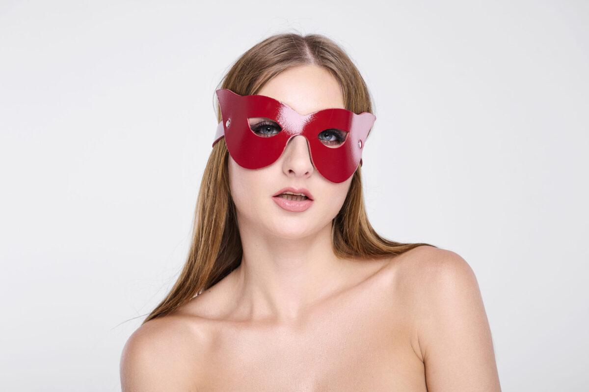 Leder-Maske für Maskenbälle Kirsche/Silber