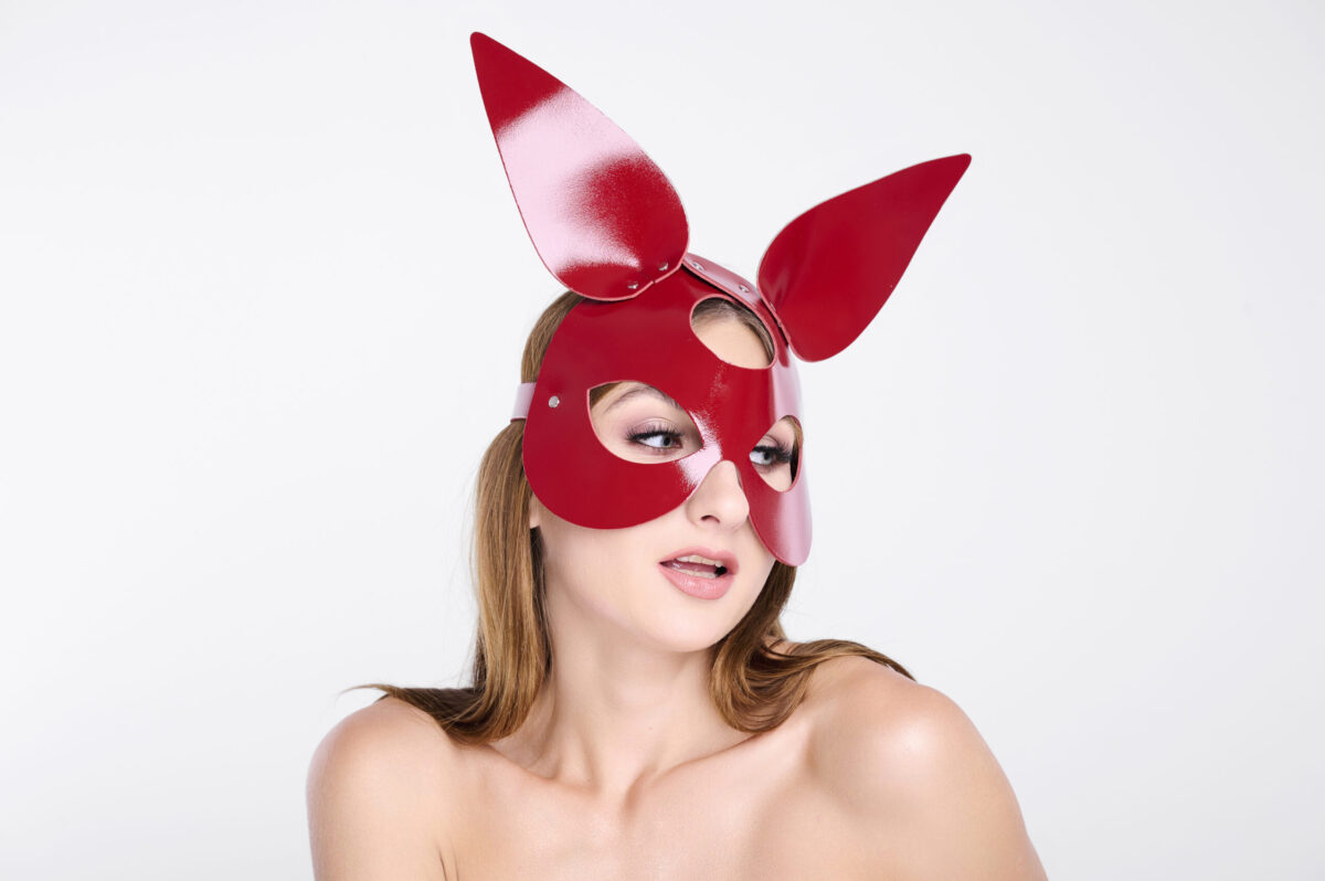 Leather rabbit mask cherry/silver