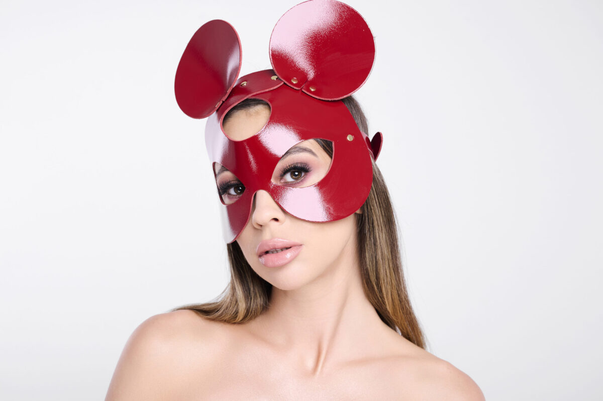 11402G-b2c_2-scaled Leather mouse mask cherry/gold