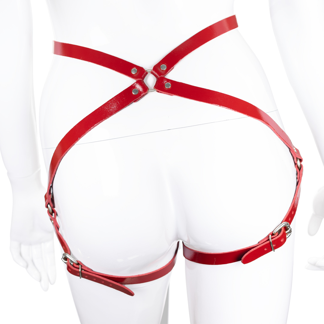 Leather harness cherry/silver