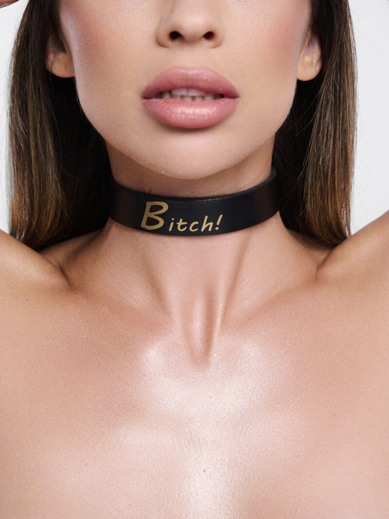 Leder-Choker „Bitch“ schwarz/gold