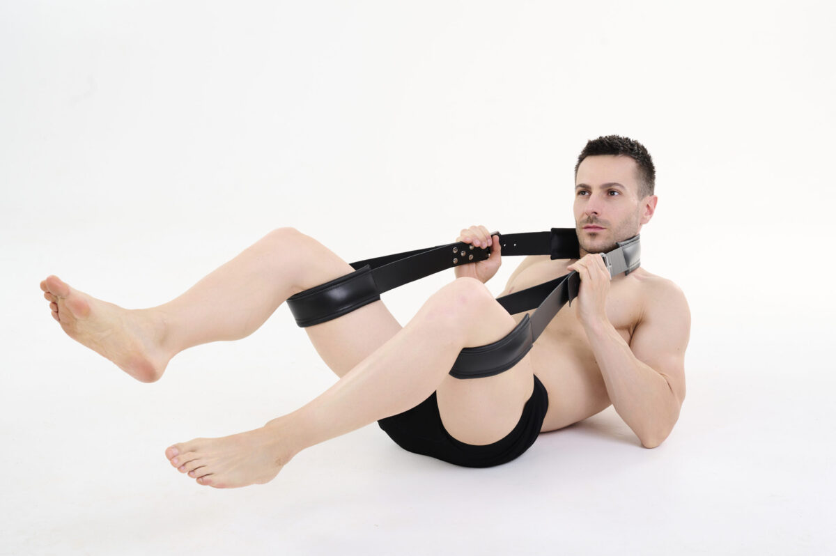 SG29detal_11616 Leather Travel Sling with Padded Loops